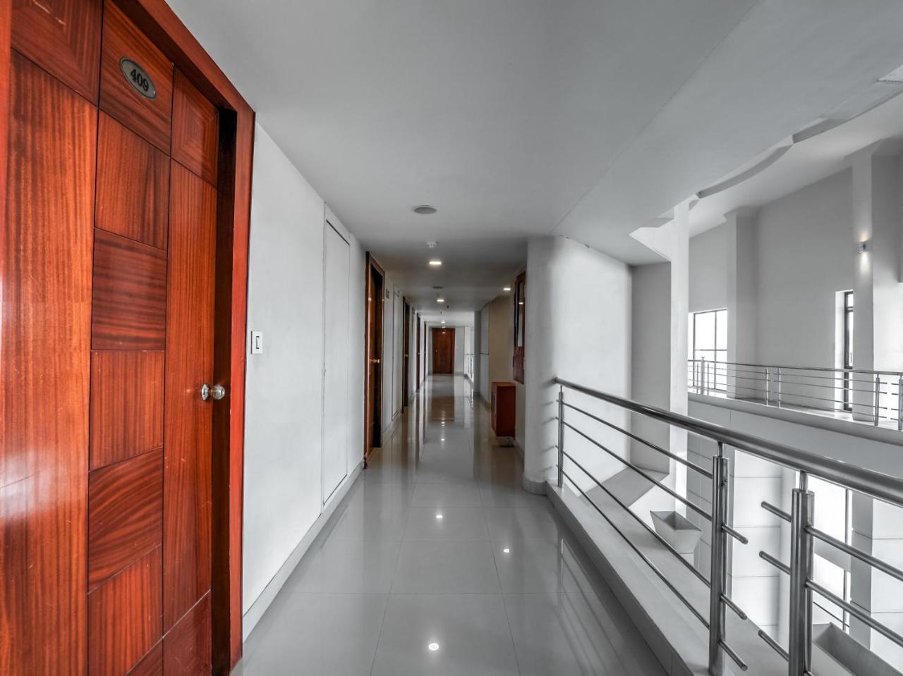Capital O 1251 Hotel Suprabha Warangal Eksteriør bilde